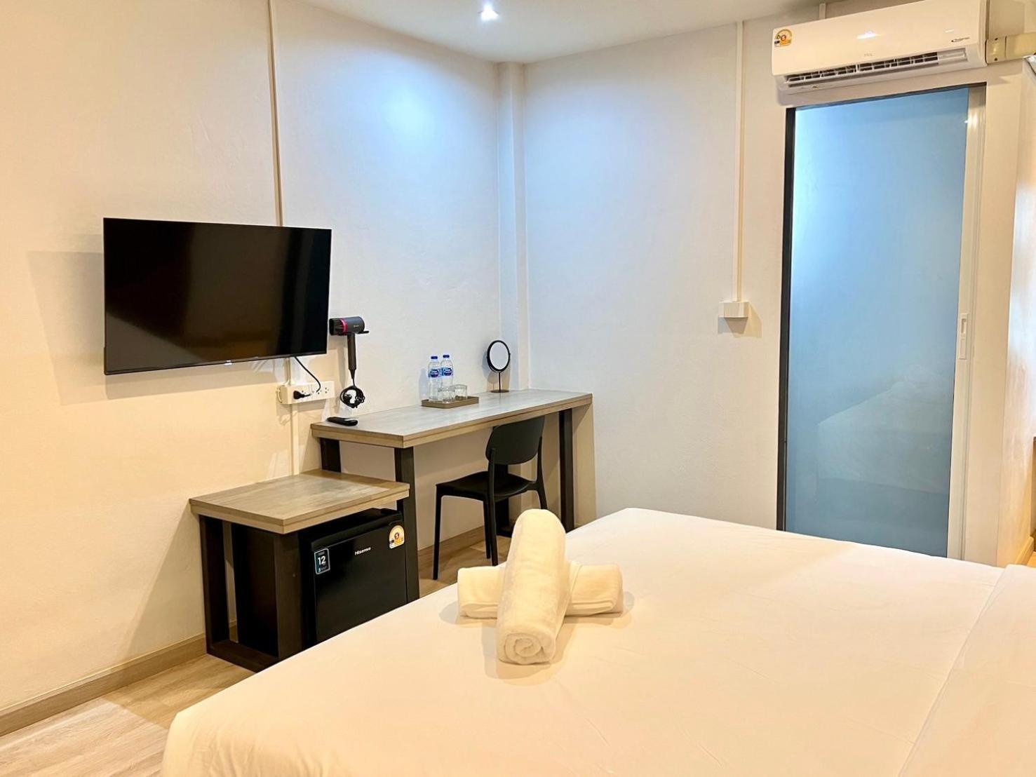 Bedter Hotel Phang Nga Bagian luar foto